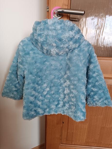 Svetlo modrý kožúšok, 98