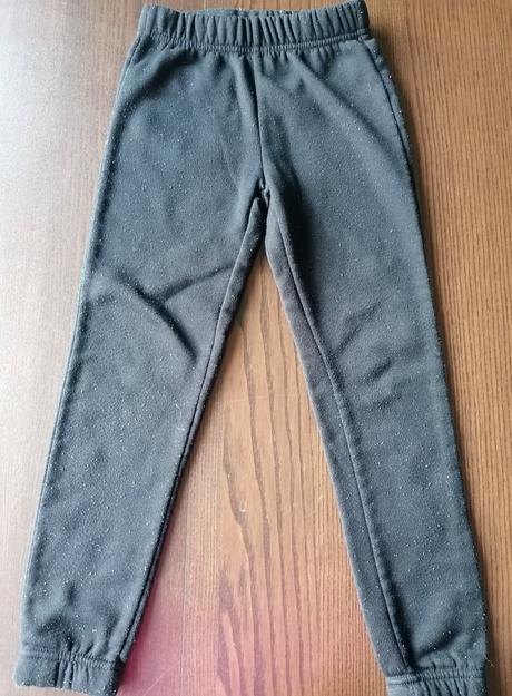 Čierne teplaciky, 122