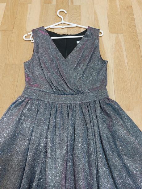 Šaty veľkosť 38, 38