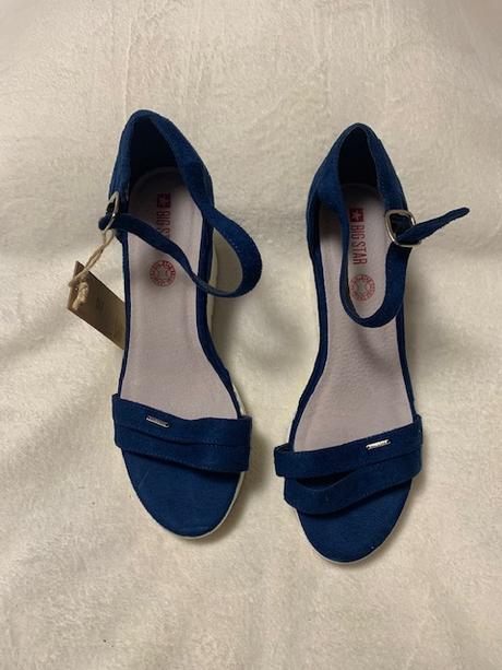 Krásne pohodlné sandálky na platforme zn. big star, 40