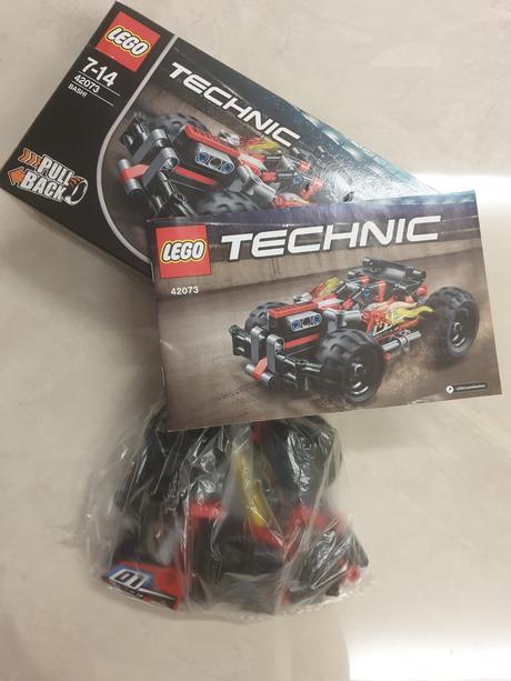 Lego technic 42073  - červená bugina  top stav, 