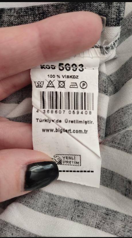 Pasikave košeľové šaty,