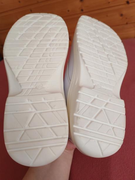 Zdravotnícke topánky, 39