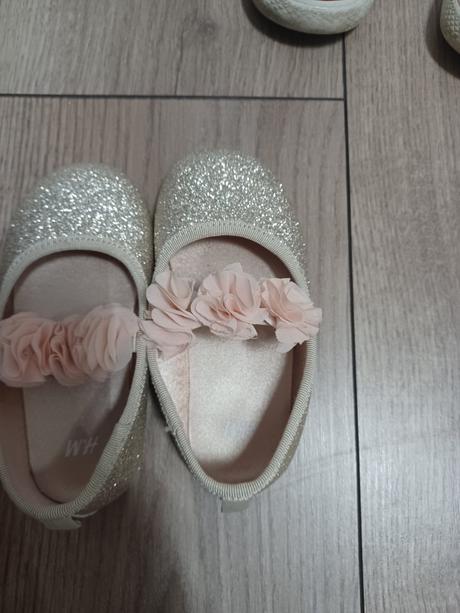 Zlaté balerínky h&m 23, h&m,23