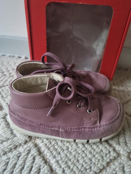 Tenisky na snurovanie suoerfit, 23