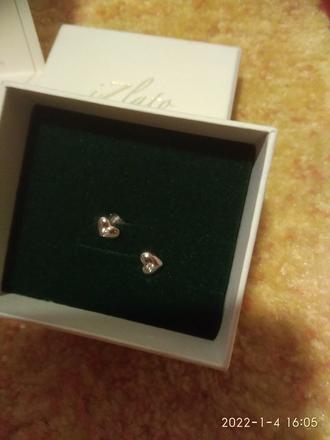 Diamantové náušnice,