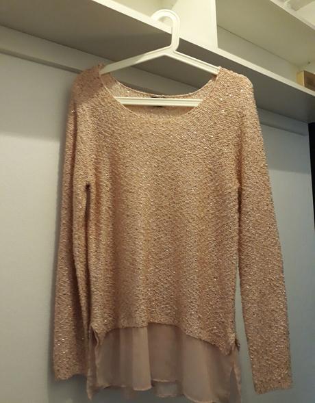 Trblietavy ruzovy sveter, 40