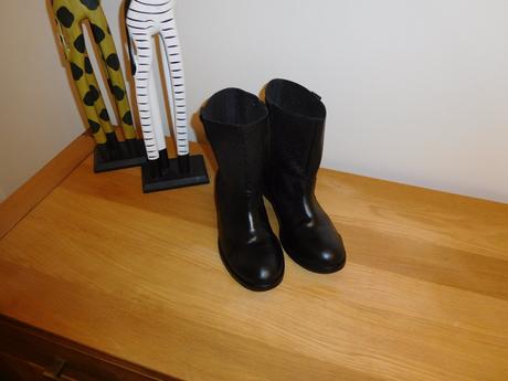 Reserved 37v, celokožené dámske jesenné čižmy, 37