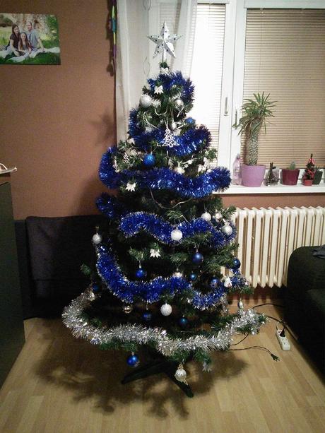 Umelý vianočný stromček,