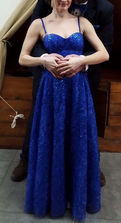 Modré spoločenské šaty, s