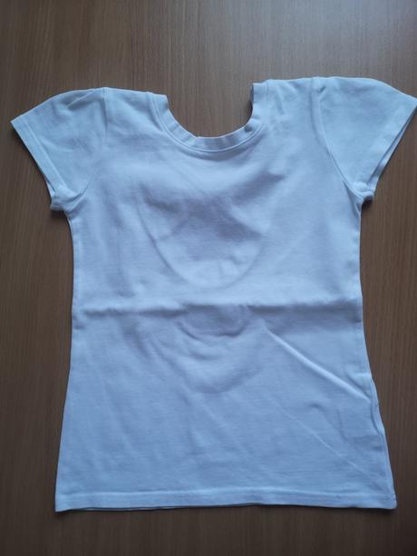 Biele slim tričko v. 122/128 zn. zuppa, 122
