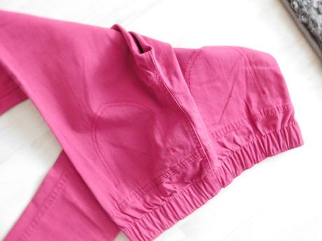 Nohavice č.146, 146