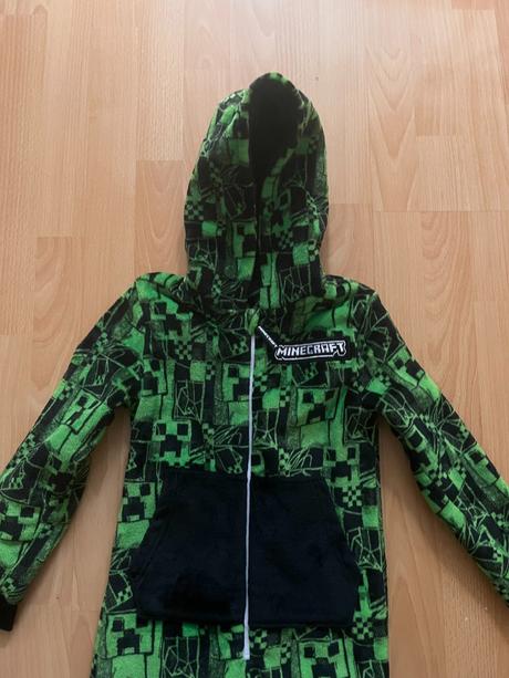 Plyšový overal minecraft 128-134, 134