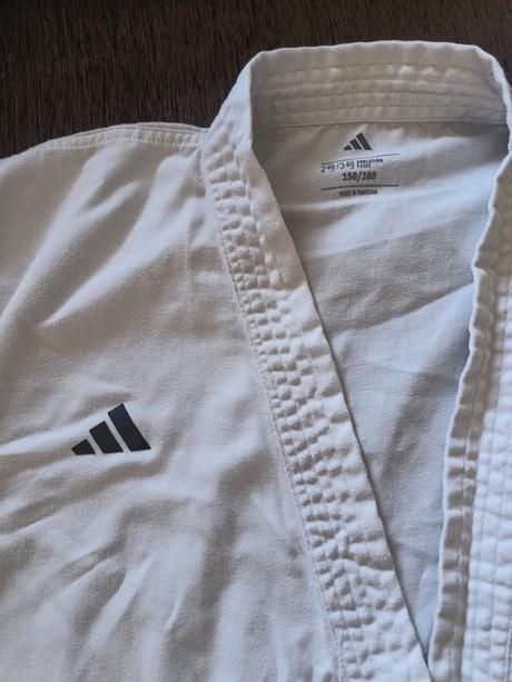 Kimono karate adidas (málo nosené), 152