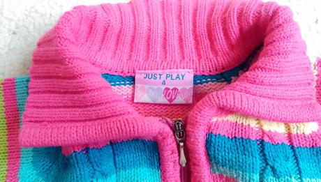 Farebný svetrík, 104