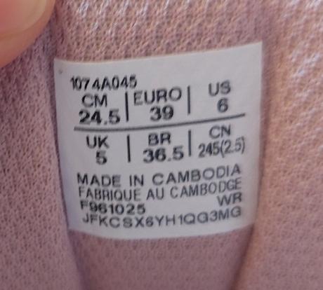 Tenisky asics halovky, asics,39