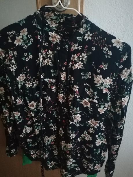 Kvetinová košeľa xs, sinsay,xs
