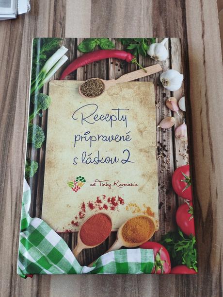 Zápisník tinky karmažín, 