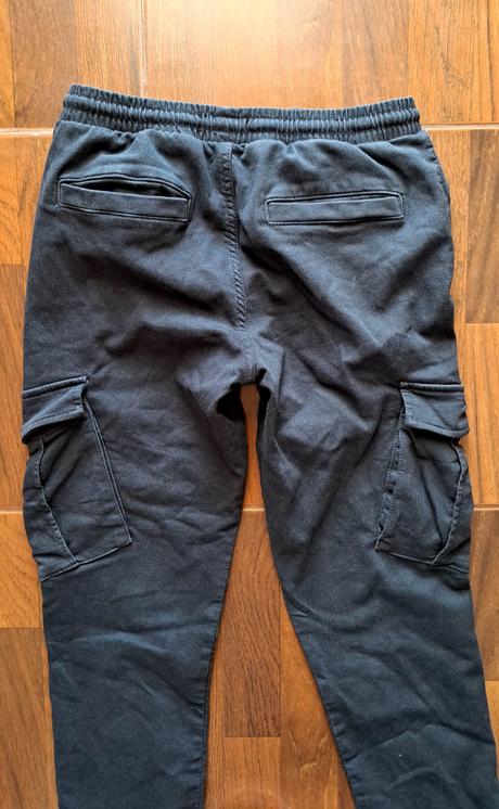 Raz oblečené kvalitné elastické rifle, f&f,34