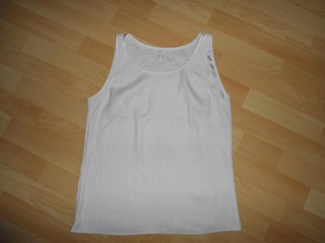 Jemne bledoruzove tricko, s