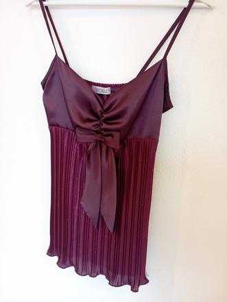 Spoločenský top, s