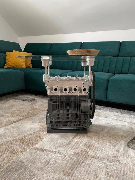 Motorový stôl - designový originál, 
