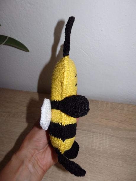 Hackovany mojkacik vcielka, 