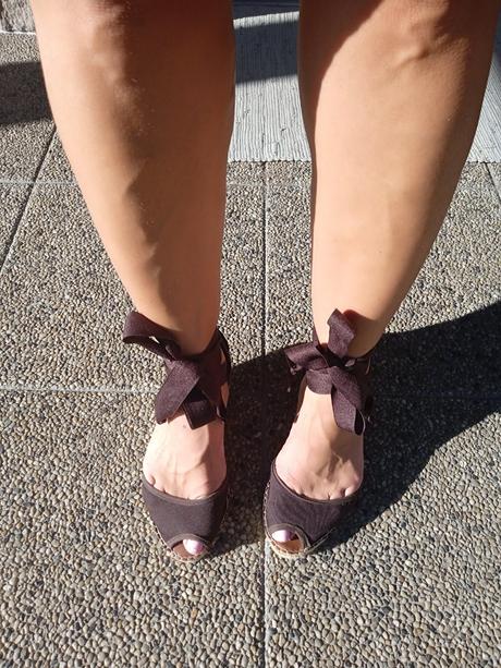 Tmavohnedé platformy, 37