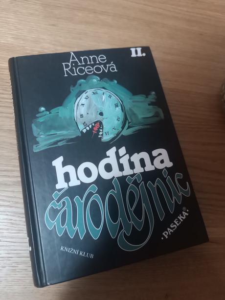 Kniha hodina čarodejníc, 