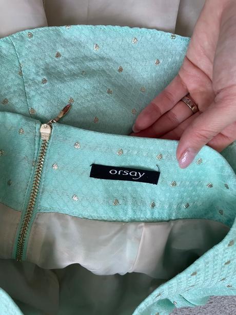 Elegantna matova sukna, orsay,s