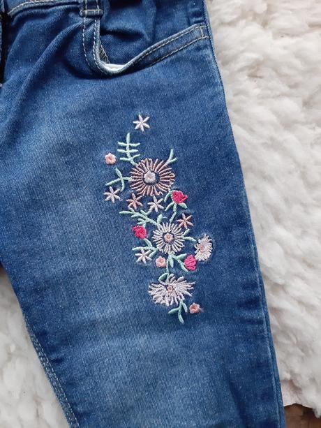 Rifle s výšivkou, palomino,110