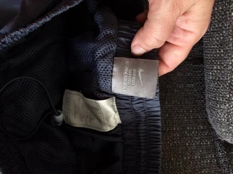 3x kraťase, spolu 5 eur, 158–170