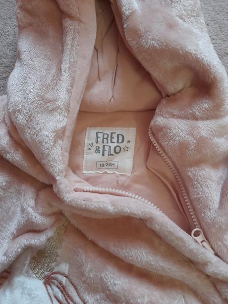 Zimny overal jednorožec, f&f,92