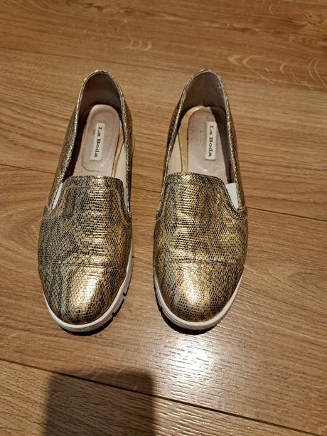 Kožené mokasiny, 37