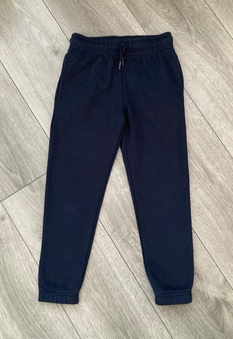 2x tepláky veľ. 122, f&f,122