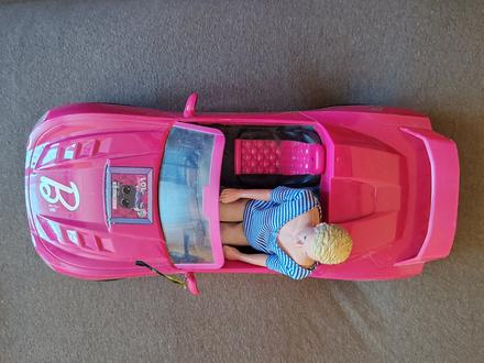 Auto pre barbie bábiky,