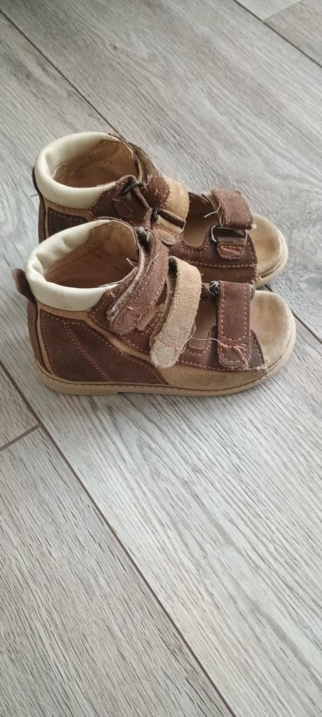 Ortopedicke topanky, 26