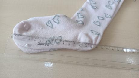 Podkolienky so srdiečkami, 27