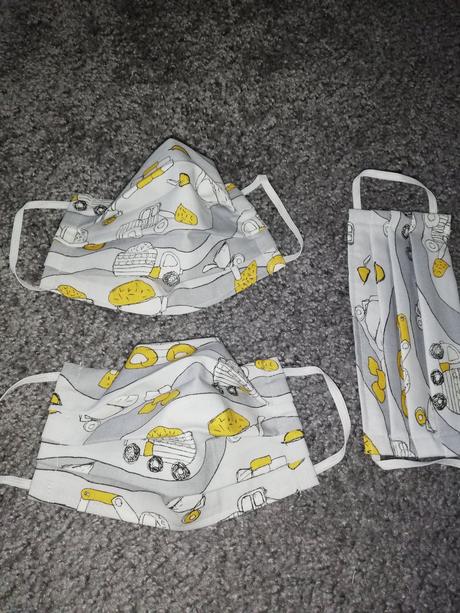 Detské dvojvrstvové rúško vzor báger, traktor, 
