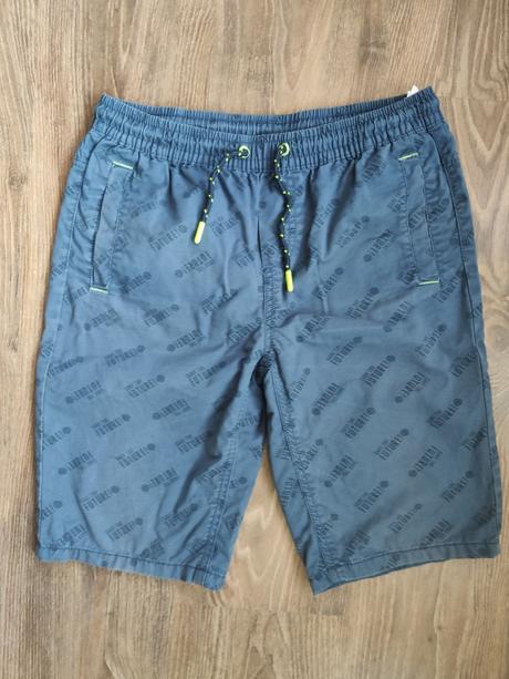 Kraťasy, chapter young,164