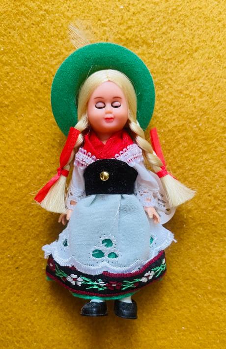 Magnetka bavorsky kroj, 