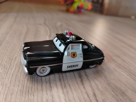 Auto disney pixar cars sheriff,