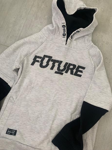 Mikina, champion,134