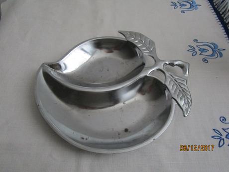 1908. staré dekor. predmety, 