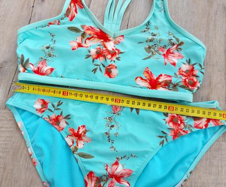 Bledomodré dámske bikiny, 40