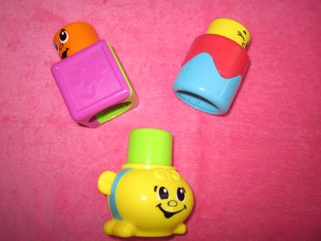 Pestrofarebná vkladačka zn. fisherprice ,