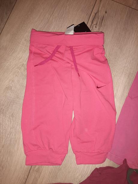 Balíček nike, 116-128, 104–116