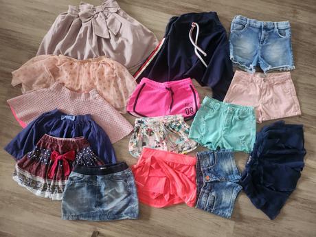 Balík sukní, sukňonohavíc a krátkych nohavíc, 122–134