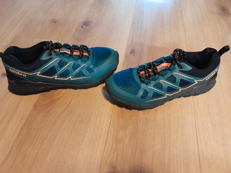 Tenisky na jesen, umbro,42