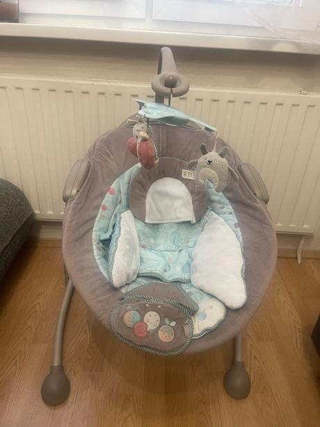 Ingenuity lehátko hojdačka,